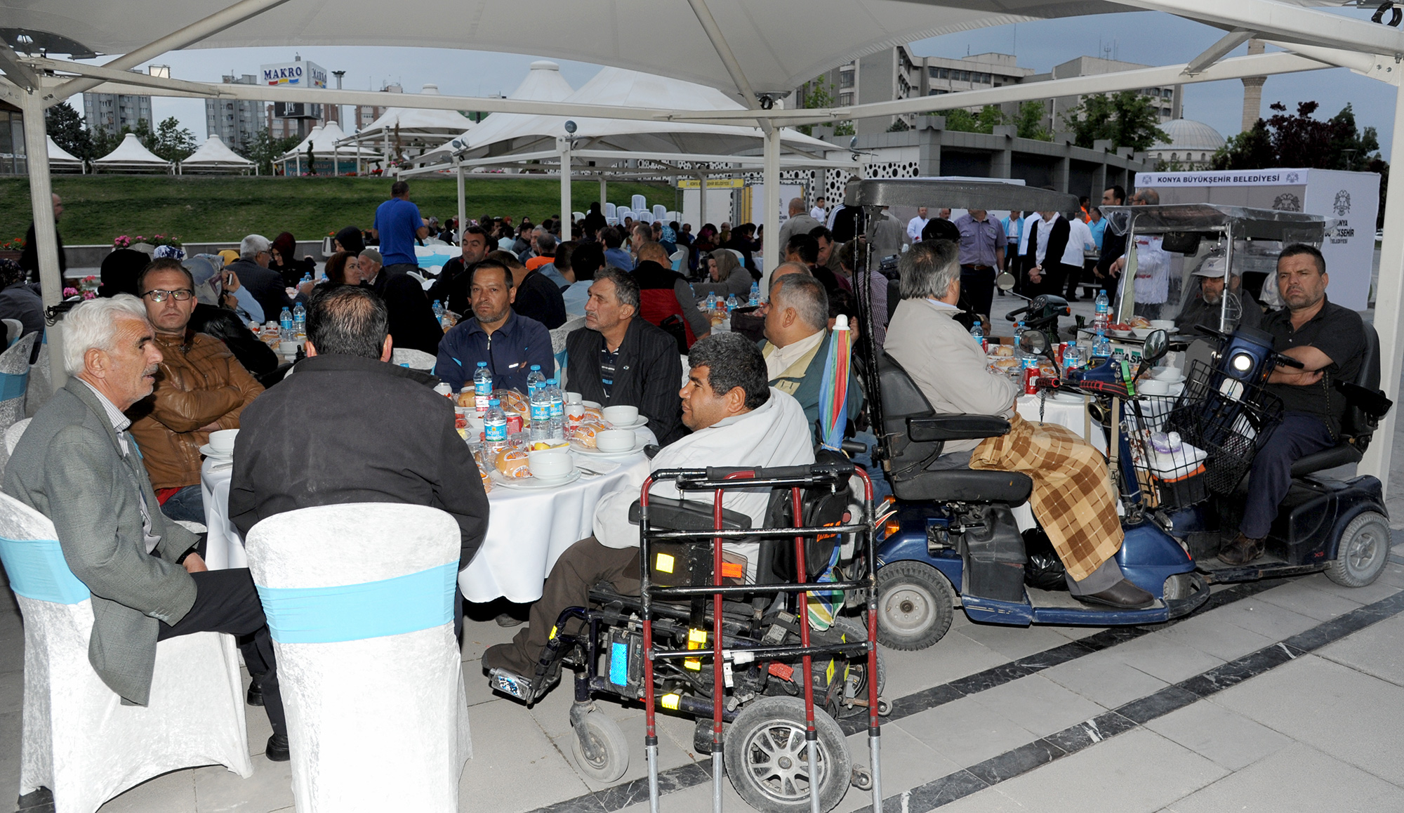 Başkan Akyürek Engellilerle İftarda Buluştu