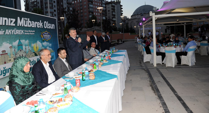 Başkan Akyürek'ten Meclis Üyelerine İftar