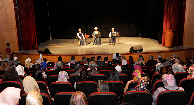 Van ve Ahlat'ta Kardeşlik Sofraları Kuruyoruz