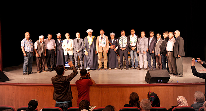 Van ve Ahlat'ta Kardeşlik Sofraları Kuruyoruz