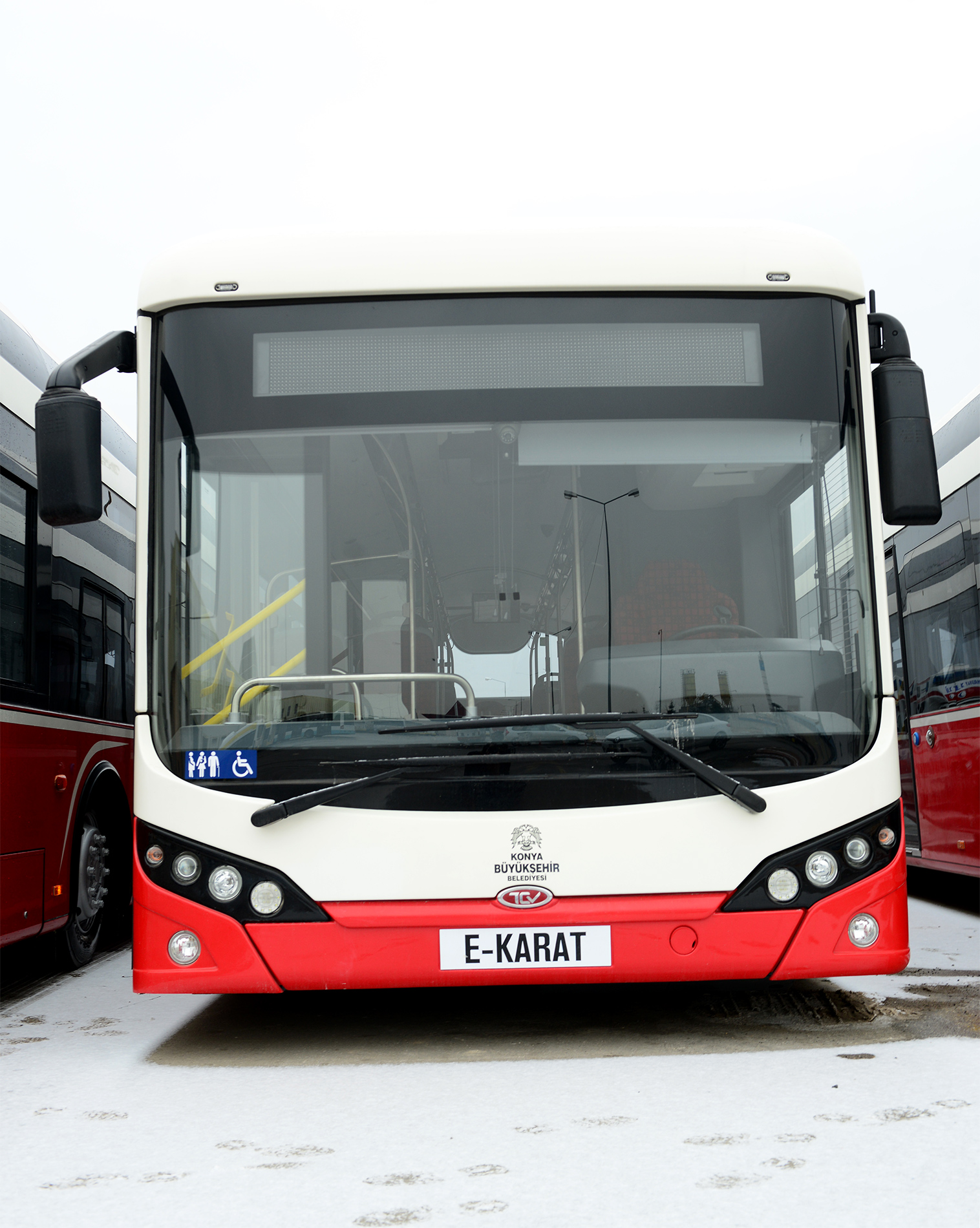 Türkiye'nin İlk Elektrikli Otobüsleri Konya'da