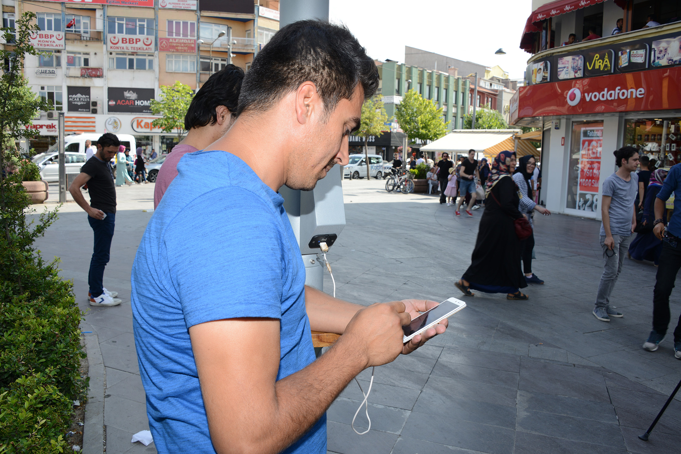 Büyükşehir'den Halka Açık Alanlarda Ücretsiz İnternet 