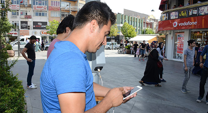 Büyükşehir'den Halka Açık Alanlarda Ücretsiz İnternet 