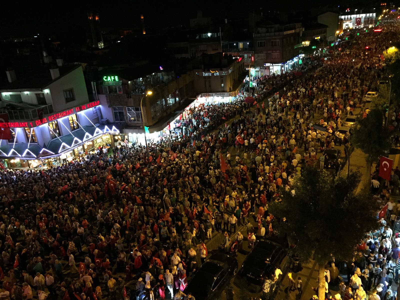 15 Temmuz'un Birinci Yılında Konya'da Yüzbinler Demokrasi Nöbetinde Buluştu