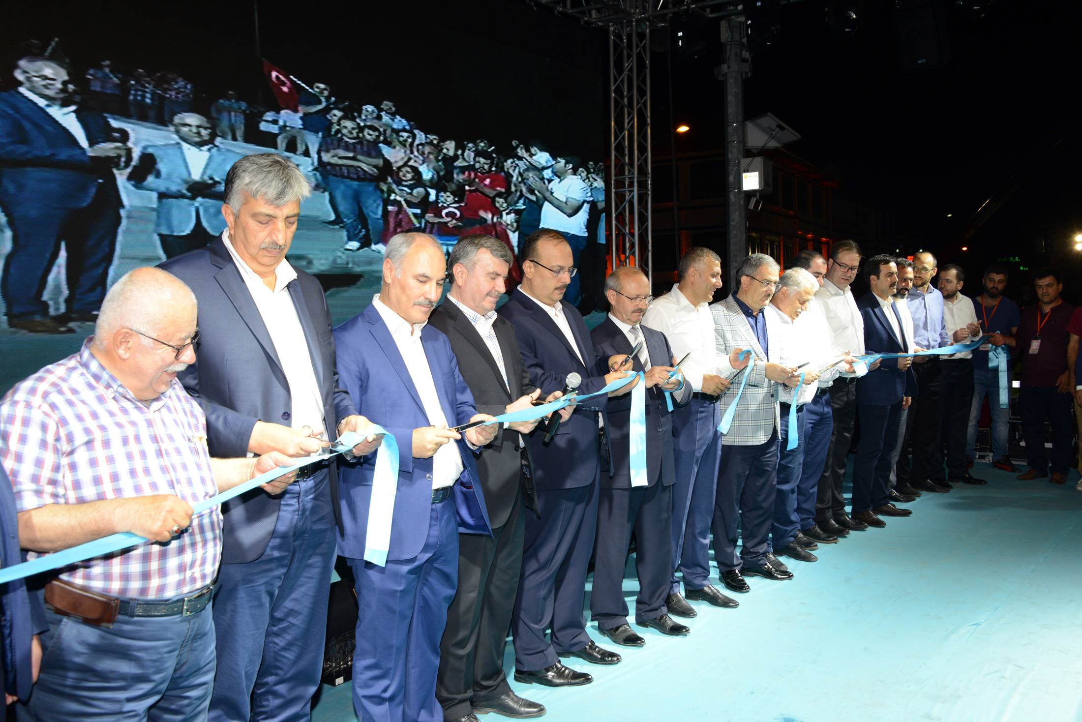 15 Temmuz'un Birinci Yılında Konya'da Yüzbinler Demokrasi Nöbetinde Buluştu