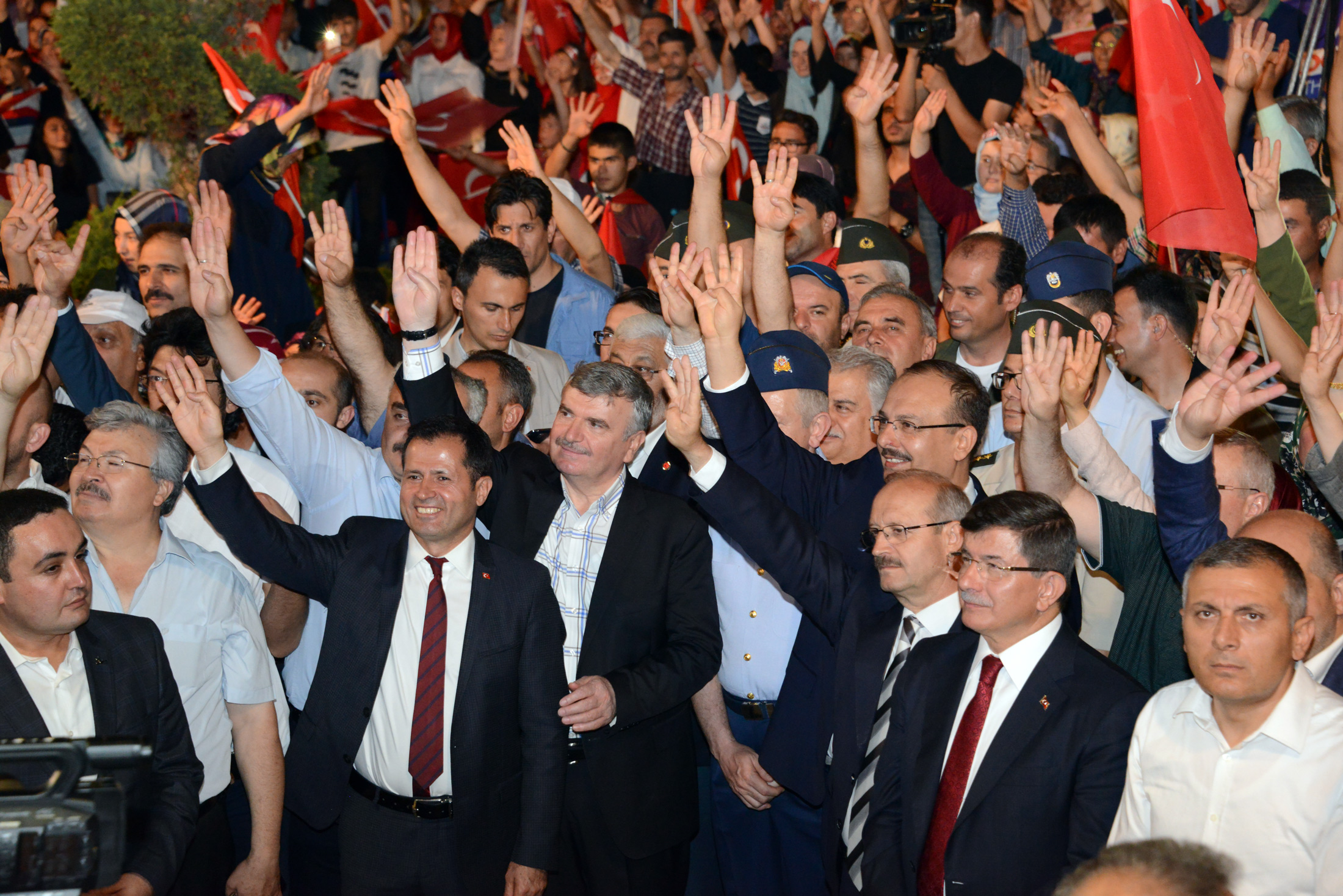 15 Temmuz'un Birinci Yılında Konya'da Yüzbinler Demokrasi Nöbetinde Buluştu