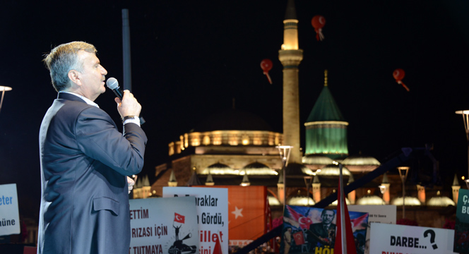 15 Temmuz'un Birinci Yılında Konya'da Yüzbinler Demokrasi Nöbetinde Buluştu