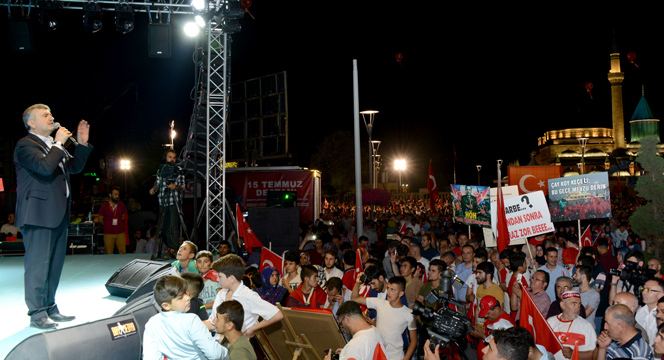 15 Temmuz'un Birinci Yılında Konya'da Yüzbinler Demokrasi Nöbetinde Buluştu