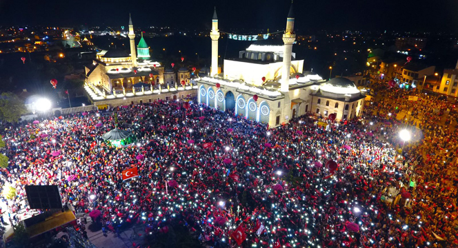15 Temmuz'un Birinci Yılında Konya'da Yüzbinler Demokrasi Nöbetinde Buluştu