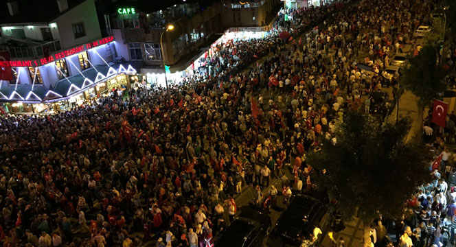 15 Temmuz'un Birinci Yılında Konya'da Yüzbinler Demokrasi Nöbetinde Buluştu