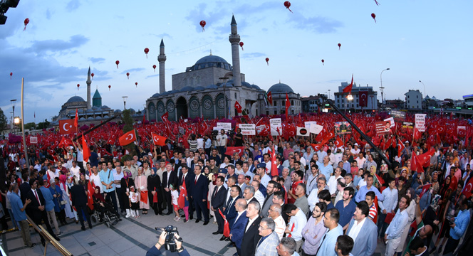 15 Temmuz'un Birinci Yılında Konya'da Yüzbinler Demokrasi Nöbetinde Buluştu