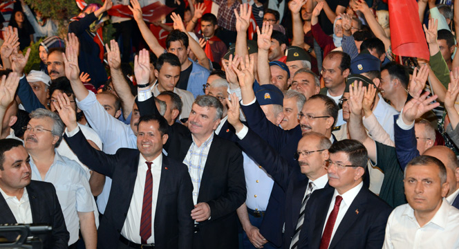 15 Temmuz'un Birinci Yılında Konya'da Yüzbinler Demokrasi Nöbetinde Buluştu