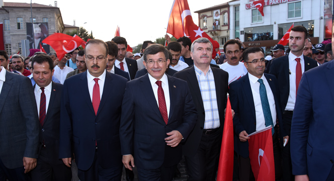15 Temmuz'un Birinci Yılında Konya'da Yüzbinler Demokrasi Nöbetinde Buluştu
