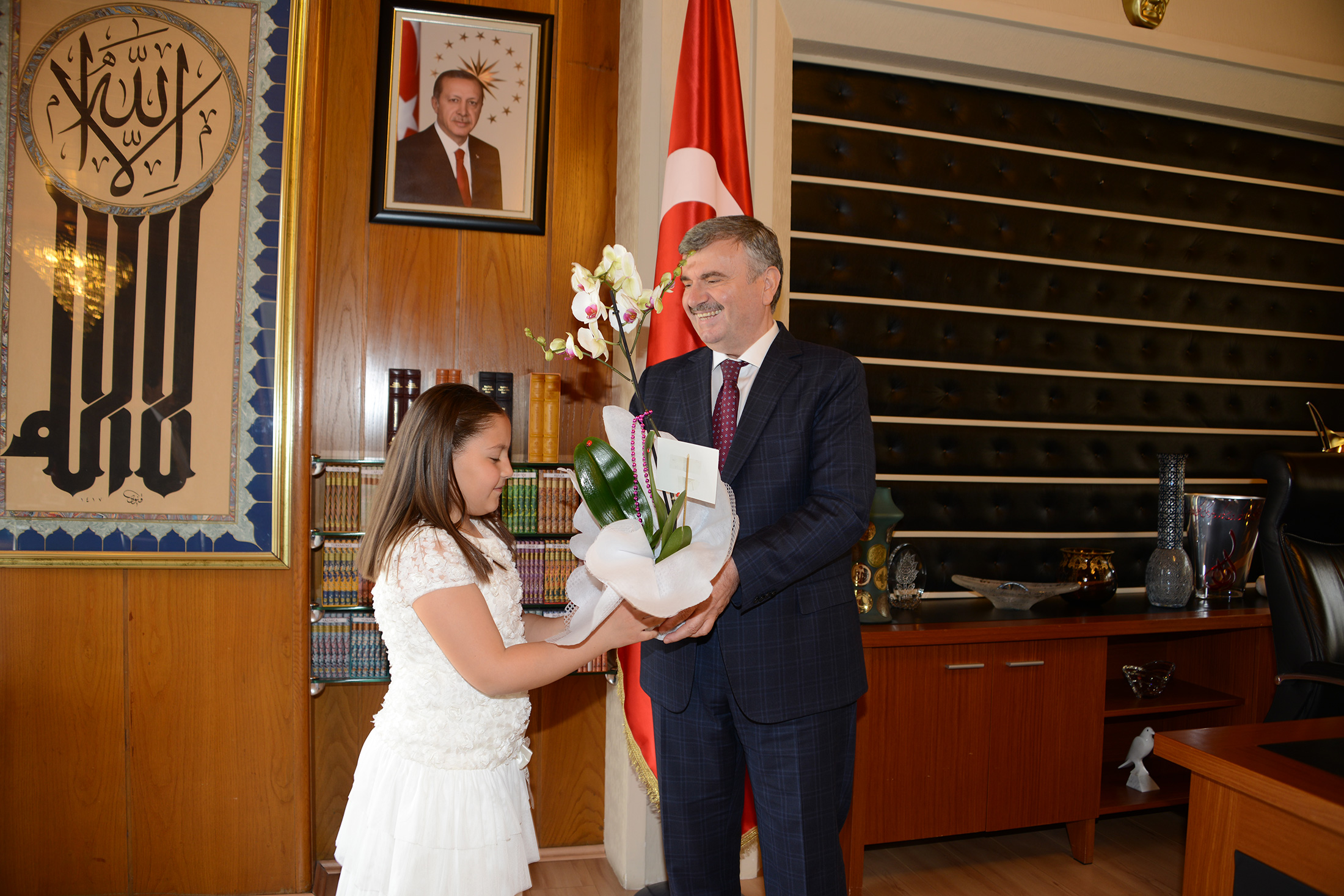 23 Nisan'da Büyükşehir Belediye Başkanı Emine Zümra Sarıbaş Oldu