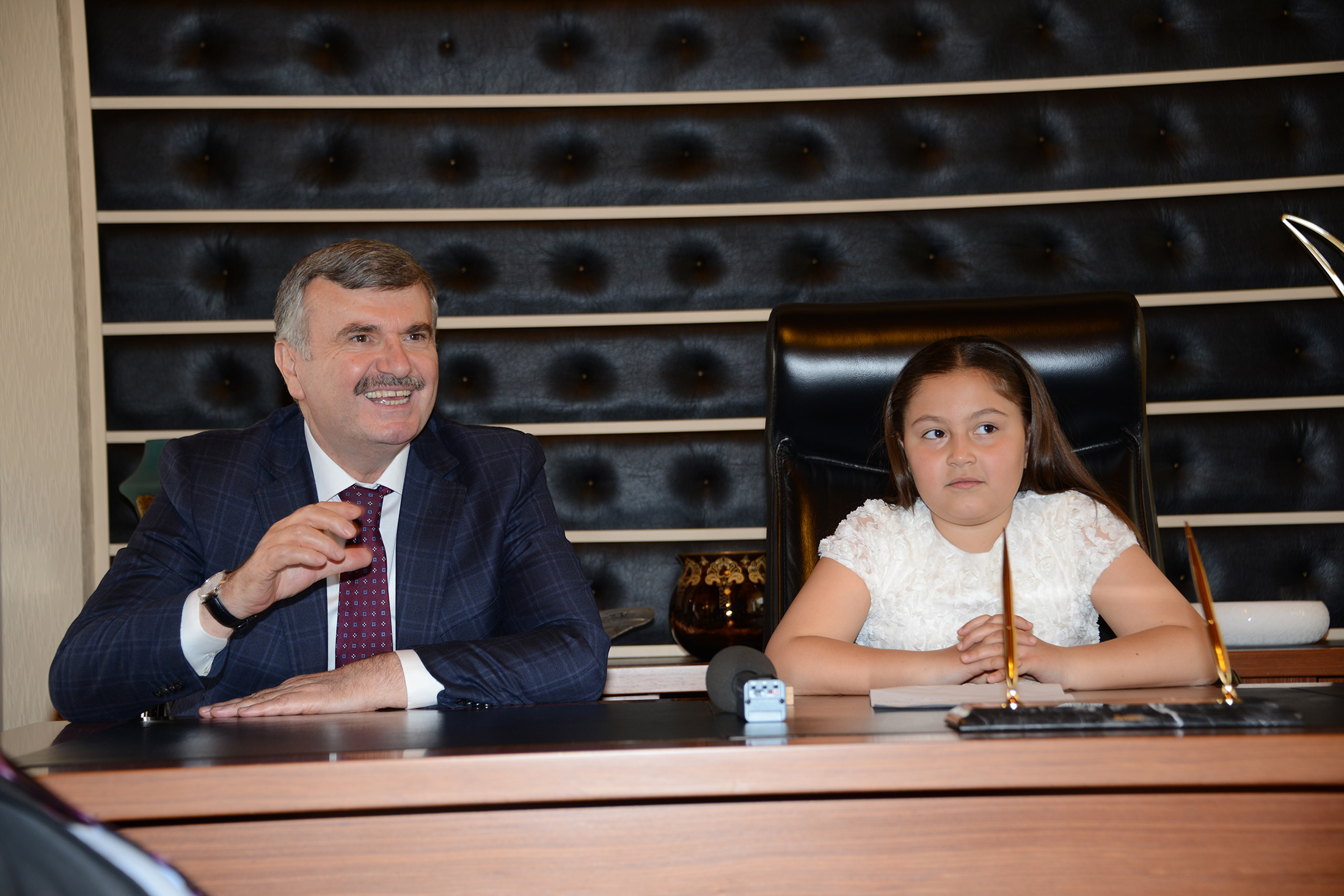 23 Nisan'da Büyükşehir Belediye Başkanı Emine Zümra Sarıbaş Oldu