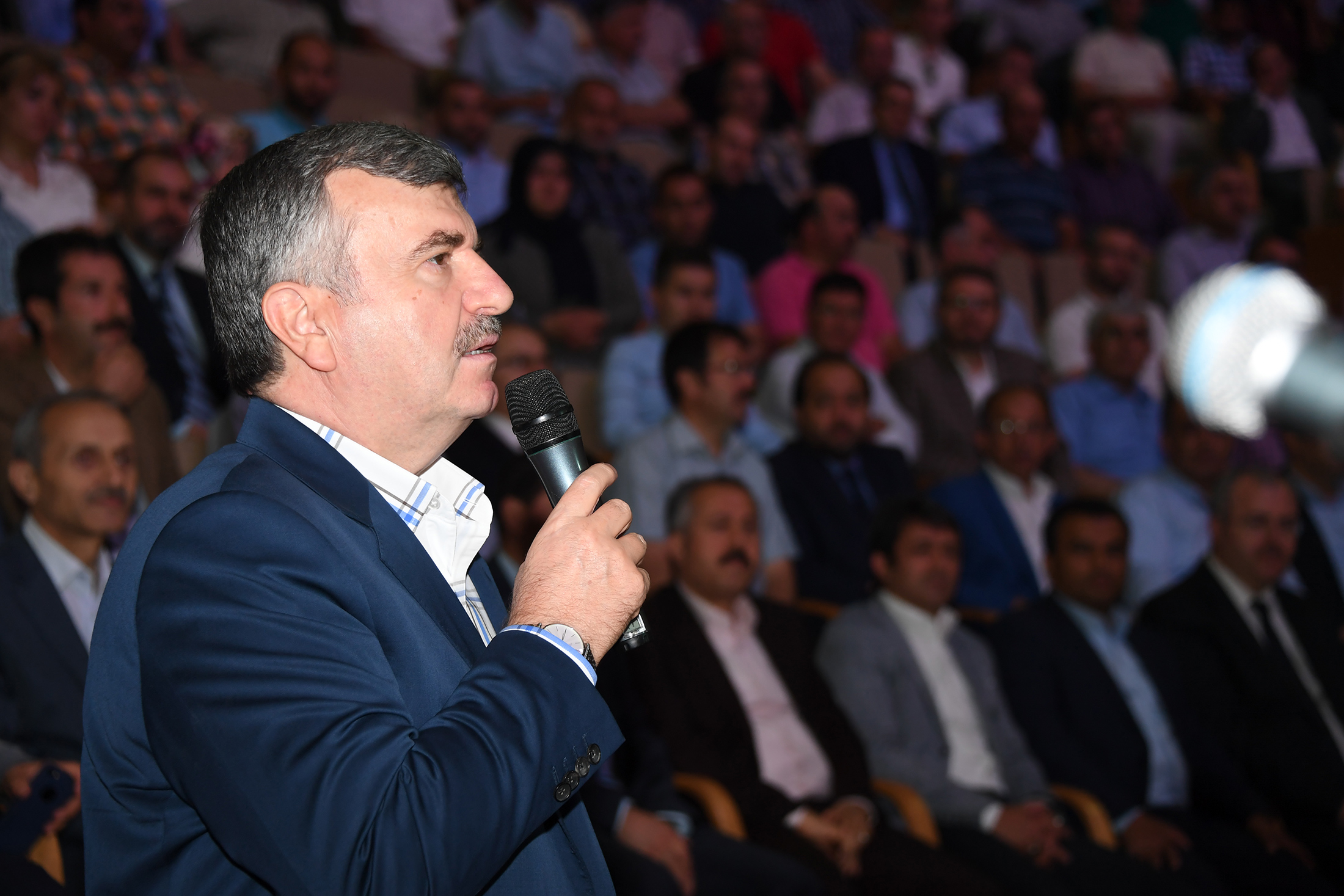 Başkan Akyürek, Belediye Personeliyle Bayramlaştı
