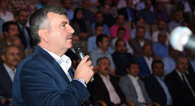 Başkan Akyürek, Belediye Personeliyle Bayramlaştı