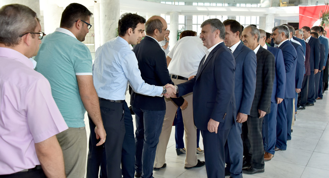 Başkan Akyürek Belediye Çalışanlarıyla Bayramlaştı