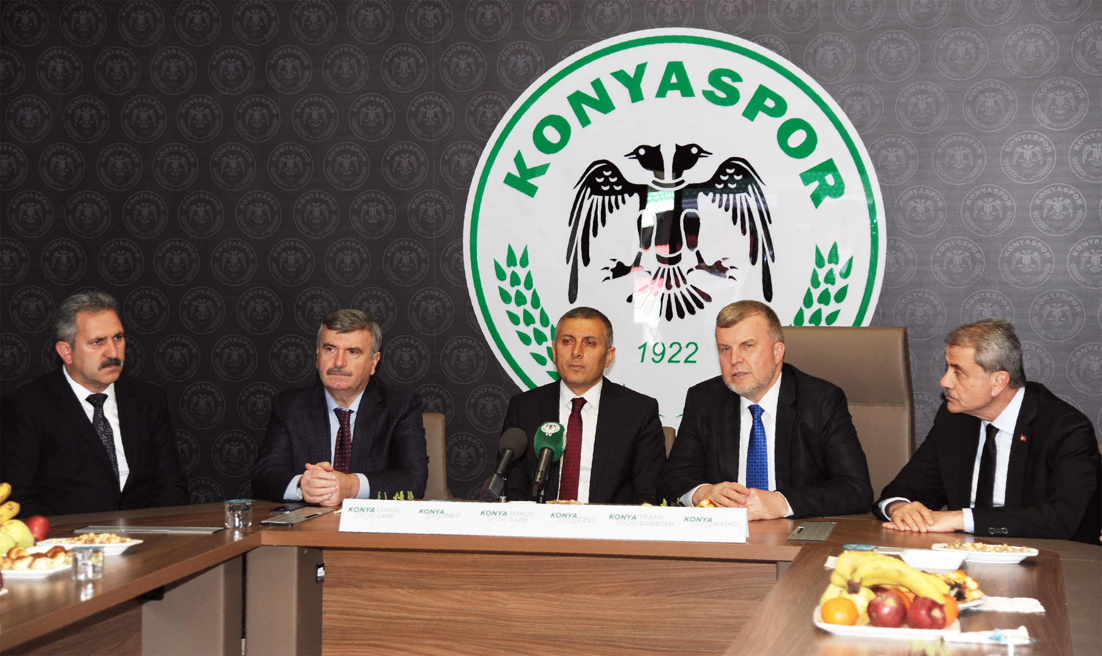 Konya'da Spor Altyapısını Geliştirmek İçin Çalışıyoruz