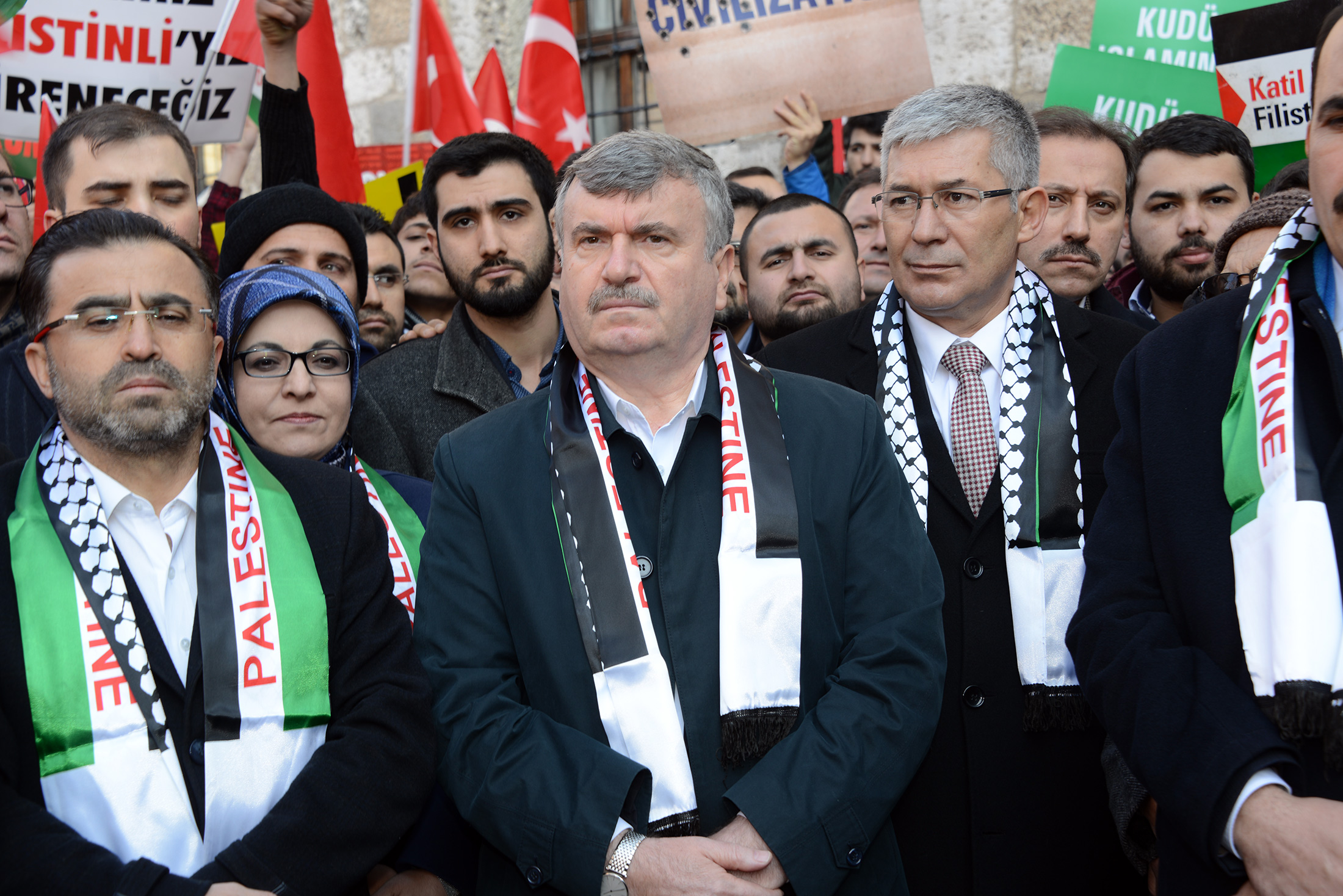 Peygamberler Şehri Kudüs'e Sahip Çıkmak Namusumuzdur
