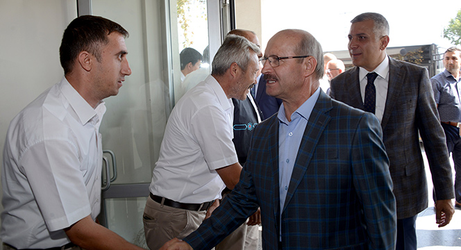 Bayramda Nöbet Tutan Belediye Çalışanlarına Ziyaret