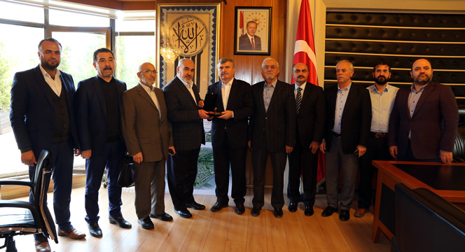 Konya Sivil Toplum Kuruluşları Platformu'ndan Başkan Akyürek'e Tebrik Ziyareti 