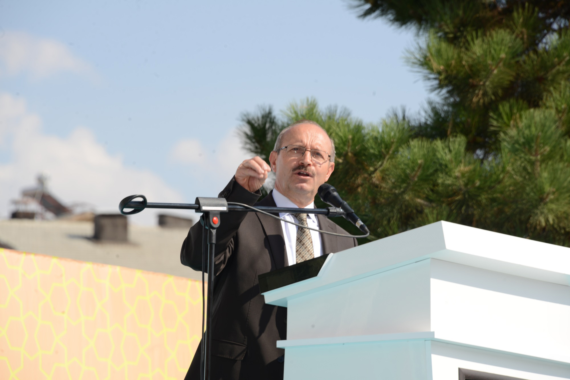 Seydişehir Eski Garaj Ticaret ve Konut Merkezi'nin Temeli Atıldı