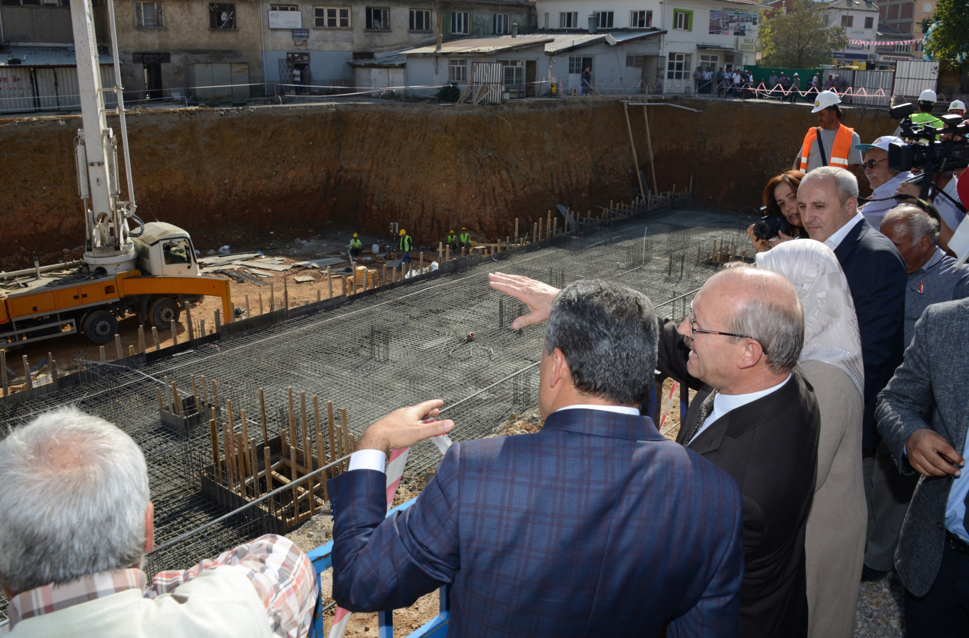 Seydişehir Eski Garaj Ticaret ve Konut Merkezi'nin Temeli Atıldı