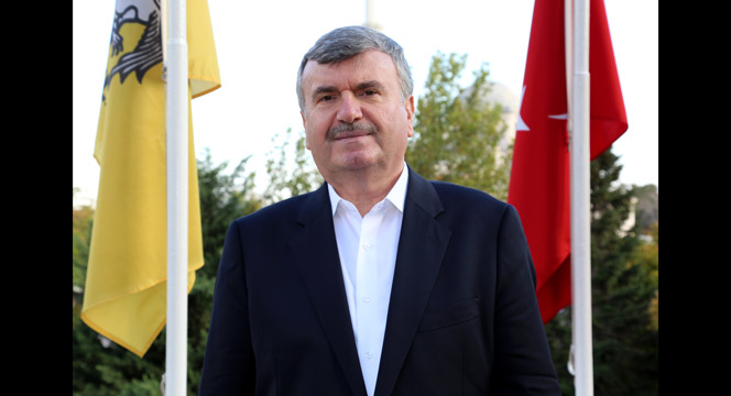 2018 Yılı Tüm Dünya İçin Kardeşliğe ve Huzura Vesile Olsun