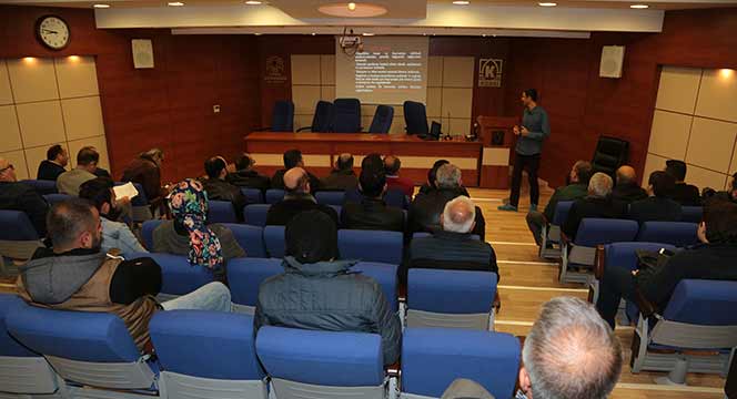 Büyükşehir'den Ev ve Süs Hayvanı Satanlara Seminer