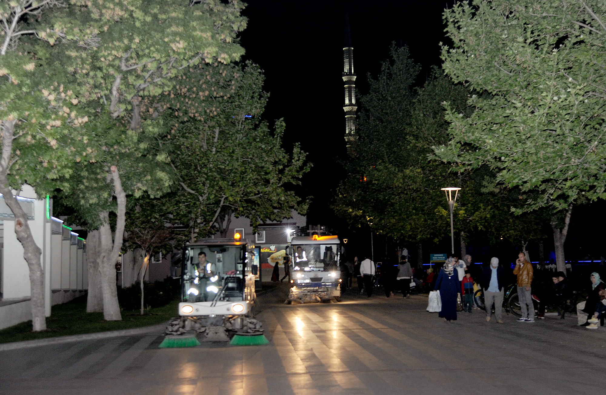 Şehir Merkezi Ramazan ayında 24 Saat Temizleniyor