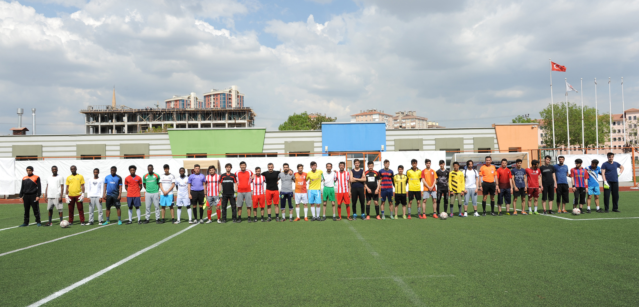 Uluslarlarası Öğrenci Futbol Turnuvası Başladı