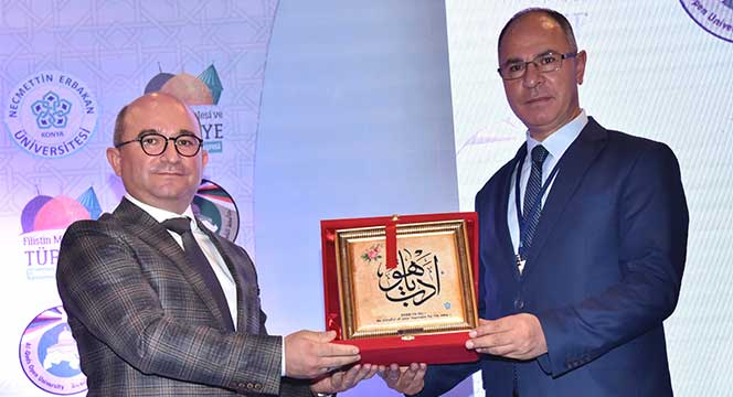 Filistin'in ve Kudüs'ün Her Zaman Yanındayız