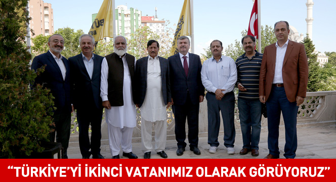 'Türkiye'yi İkinci Vatanımız Olarak Görüyoruz'