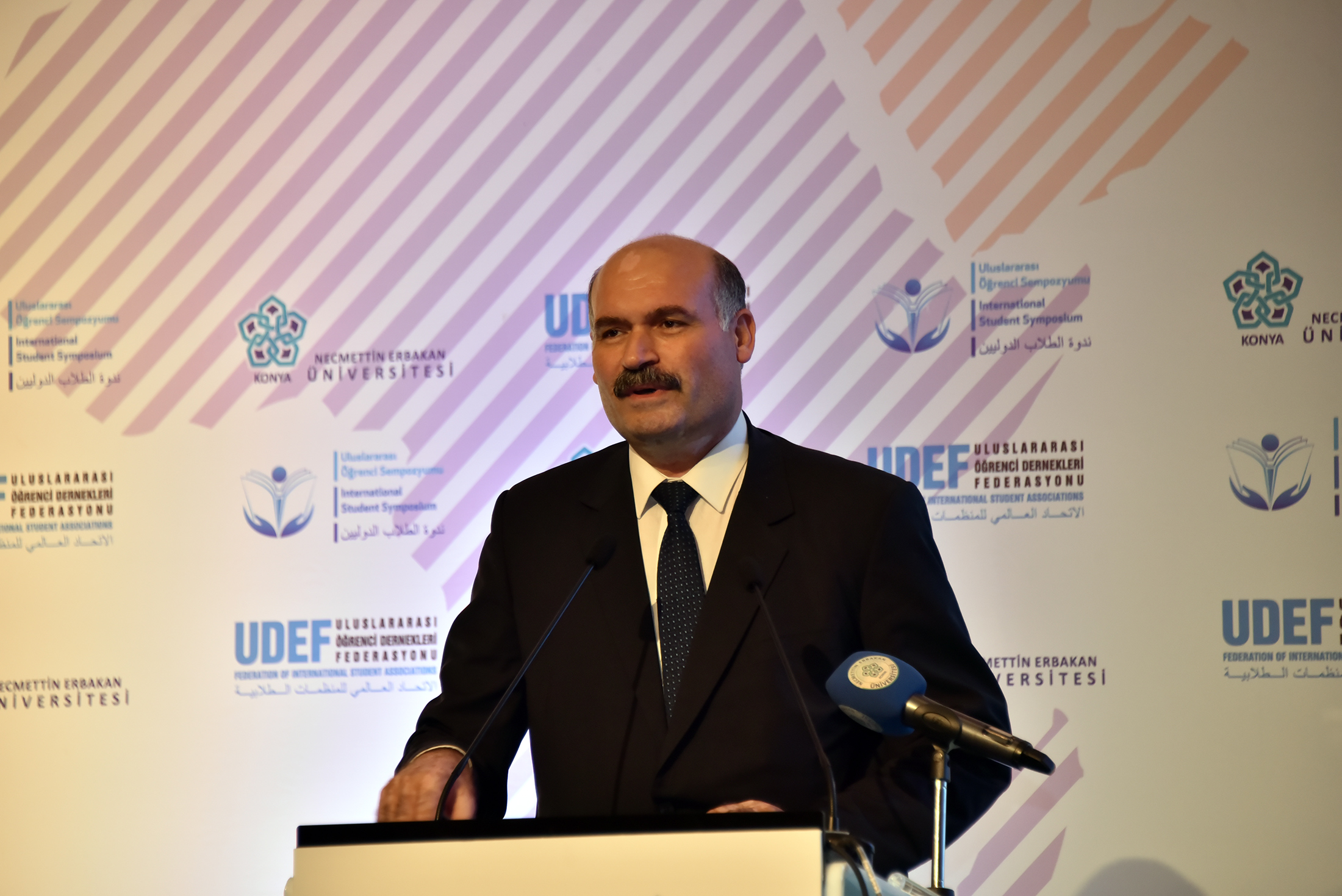 3. Uluslararası Öğrencilik Sempozyumu Başladı