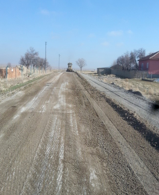 Altınekin İlçesi'ne 14.9 Milyonluk Mahalle Yolu Yatırımı