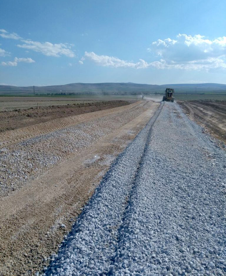 Yunak'a 9.5 Milyonluk Mahalle Yolu