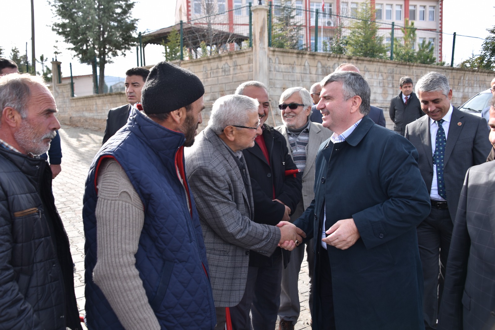 İlçelerimizde Yol Hariç Altyapıya 3 Yılda 1 Milyar Liralık Yatırım Yaptık