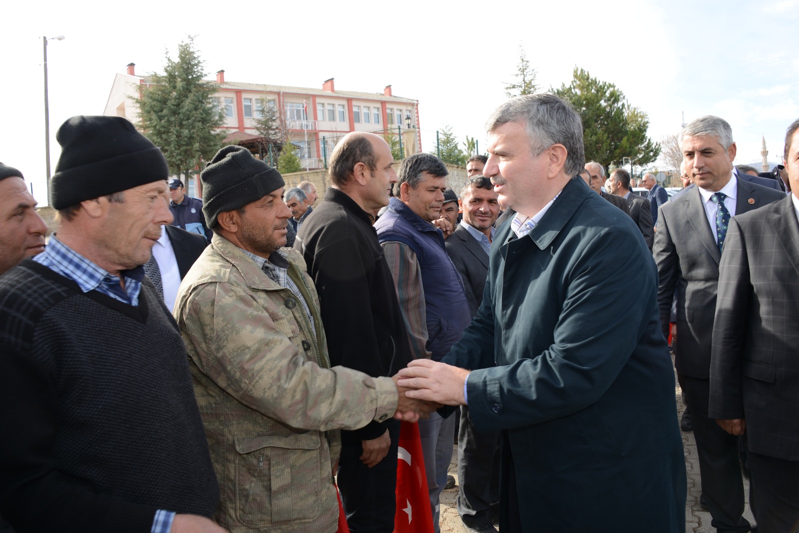 İlçelerimizde Yol Hariç Altyapıya 3 Yılda 1 Milyar Liralık Yatırım Yaptık