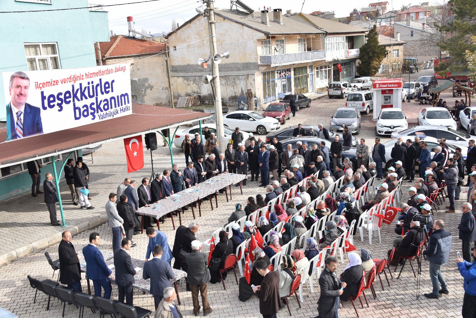 İlçelerimizde Yol Hariç Altyapıya 3 Yılda 1 Milyar Liralık Yatırım Yaptık