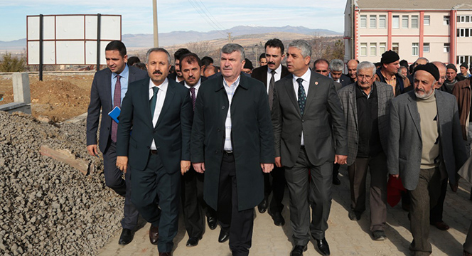 İlçelerimizde Yol Hariç Altyapıya 3 Yılda 1 Milyar Liralık Yatırım Yaptık