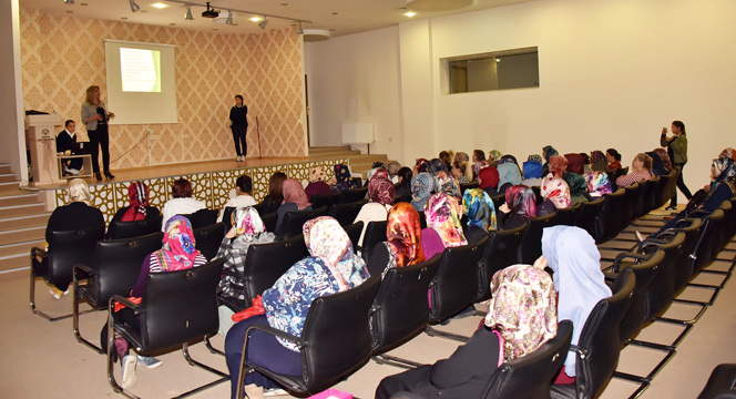 ASEM Bilinçli Anneler İçin Seminerler Düzenliyor