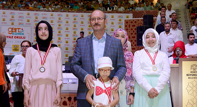 Geleceğin Teminatı Gençler Ödüllendirildi