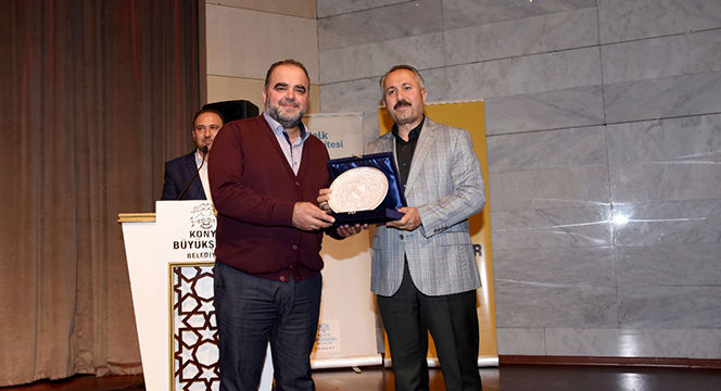 KOMEK Müzik Topluluğu'ndan 'İrfani Türküler' Konseri