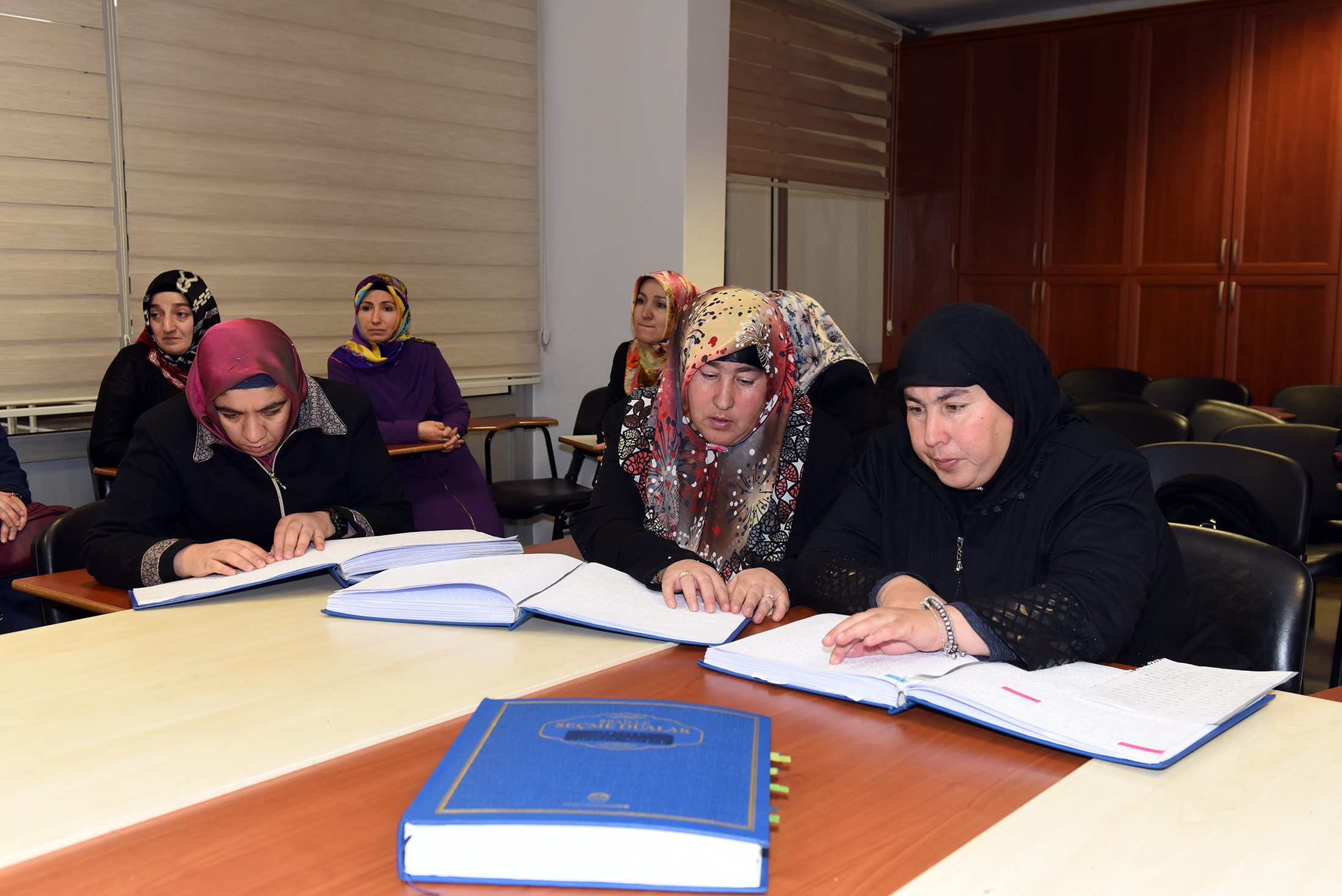 Görmeyen Gözler KOMEK'te Kur'an İle Aydınlanıyor
