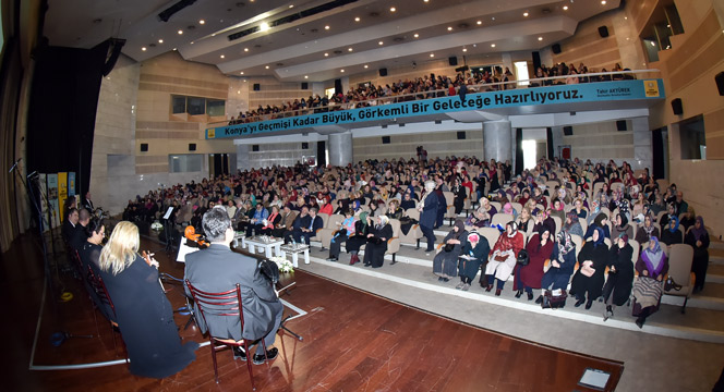 Klasik Türk Müziği Korosu Kadınlar Topluluğu'ndan Anlamlı Konser