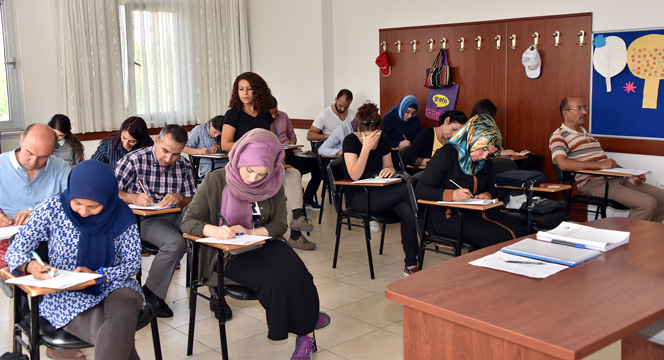 Öğretmen Adayları KOMEK ve ASEM'de Yeni Açılan Merkezler İçin Ter Döktü