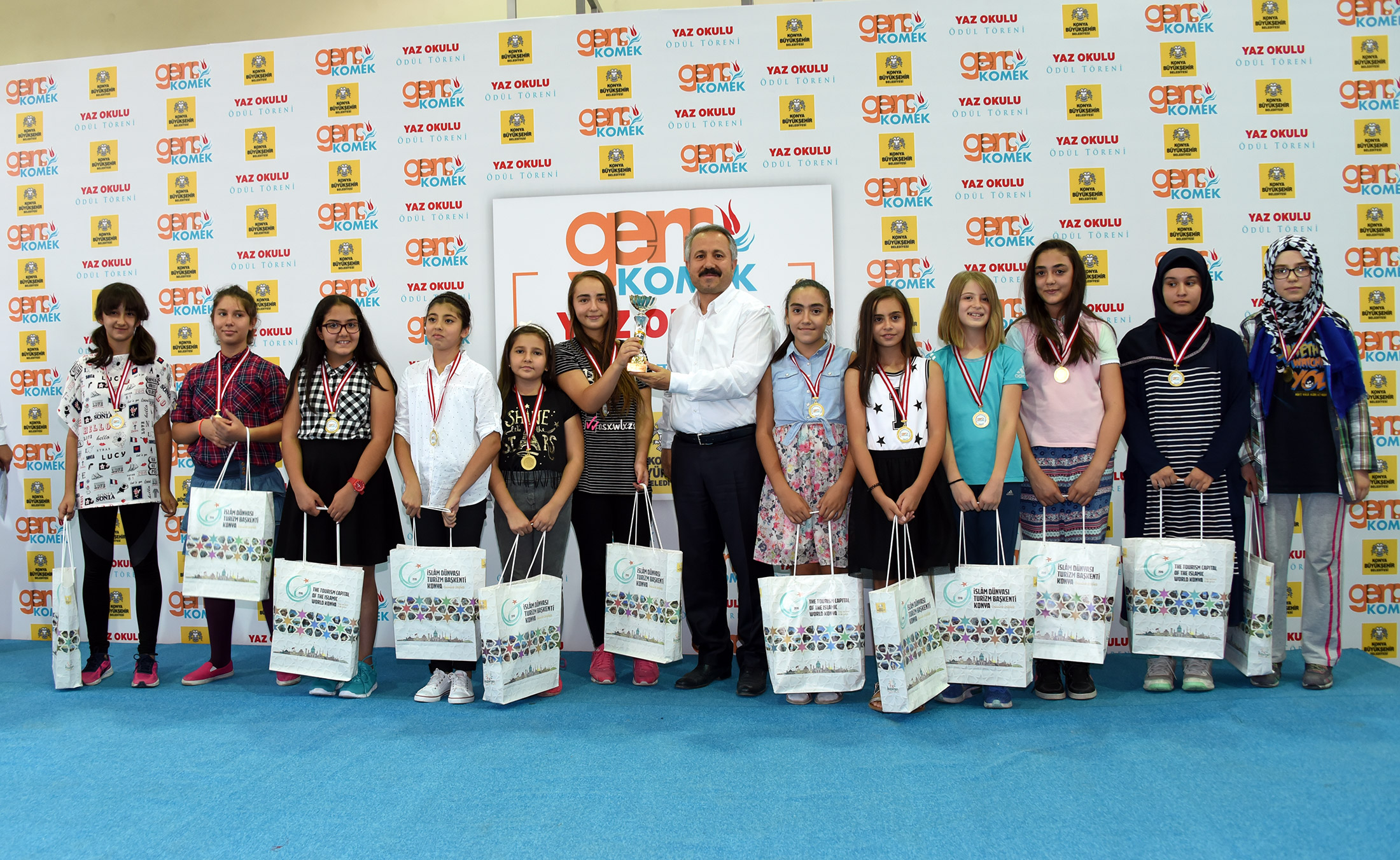 Genç KOMEK Turnuva Ödülleri Sahiplerini Buldu