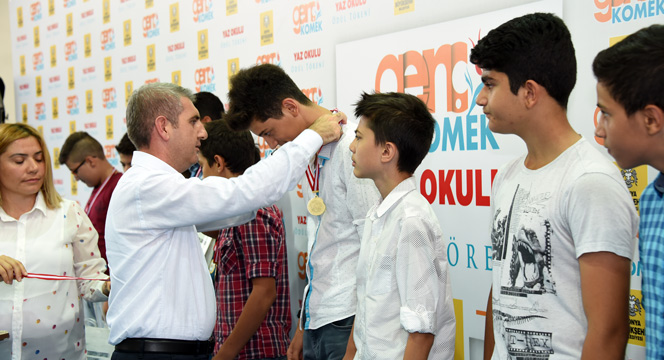Genç KOMEK Turnuva Ödülleri Sahiplerini Buldu