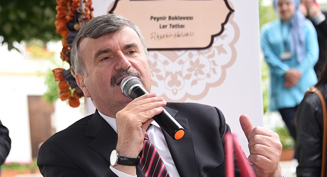 Başkan Akyürek KOMEK Mutfağı'na Konuk Oldu